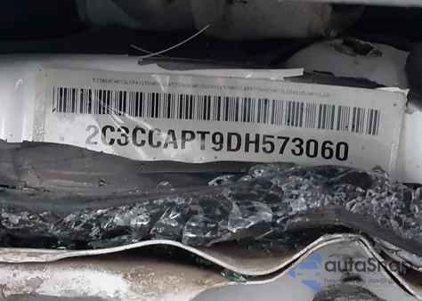 2013 Chrysler 300C Luxury Series из США, поврежденный, VIN 2C3CCAPT9DH573060